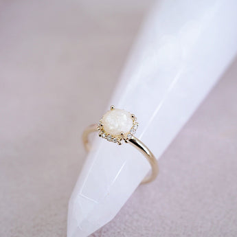 clear quartz ring holder with keepsake ring