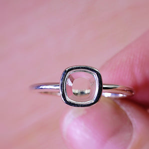 Cushion Amour keepsake ring