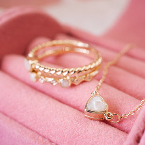 Petite heart necklace