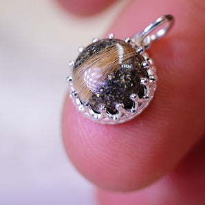 8mm Crown pendant