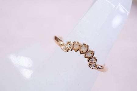 Delicate Lotus band