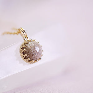 8mm Crown pendant