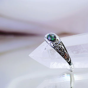 Floral signet ring