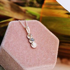 Tertia pendant in Sterling silver