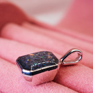 Emerald Amour Pendant