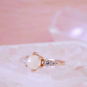 Dahlia ring