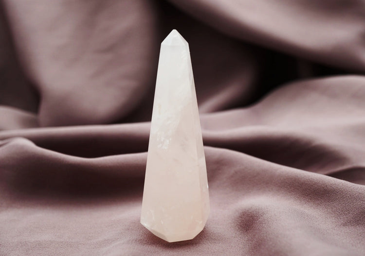 Rose Quartz crystal ring holder