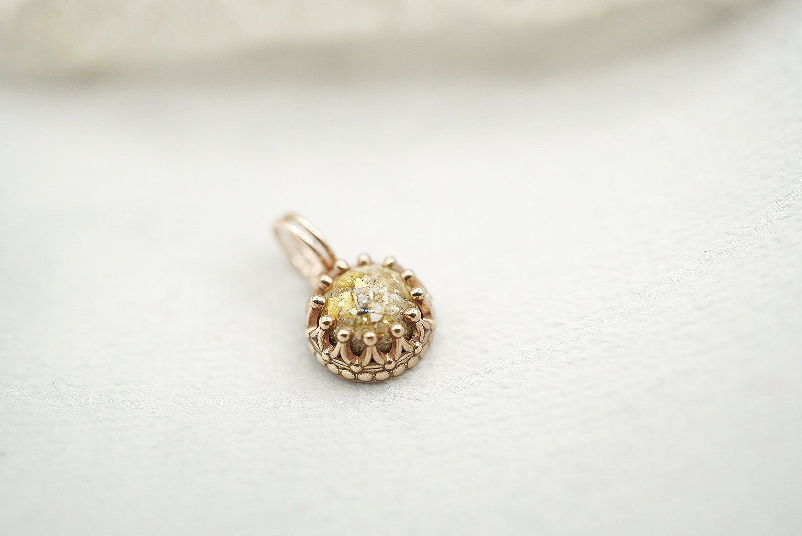6mm pendant with cremation ash stone