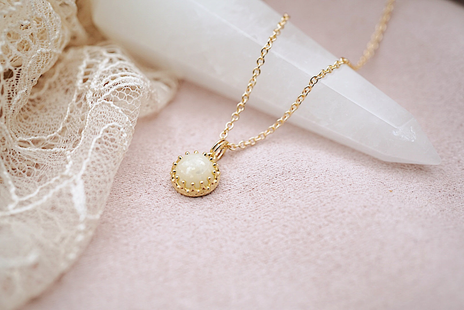 8mm Faceted Crown pendant - Pendants
