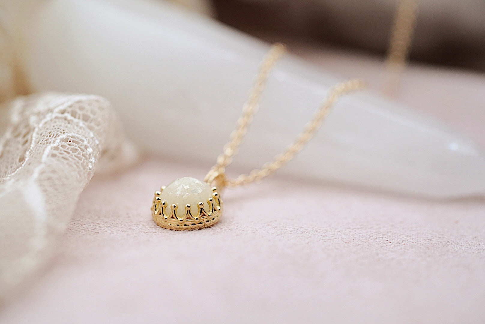 8mm Faceted Crown pendant - Pendants